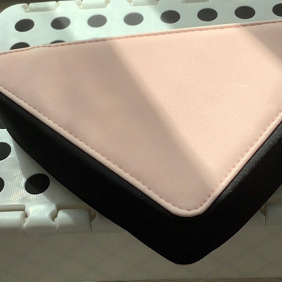 Prada Beauty Textured Black Pouch - Picture 4 of 4